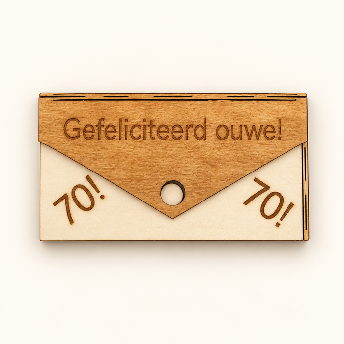 Houten geldcadeau envelop met persoonlijke gravure